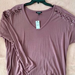 Express shirt size medium